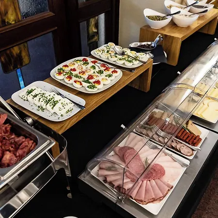 Готель Turowka & 4*